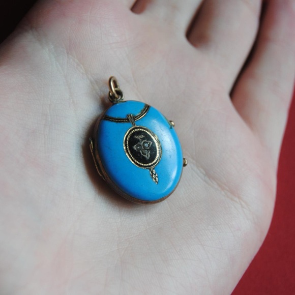 Antique Blue Locket Pendant - Picture 3 of 4